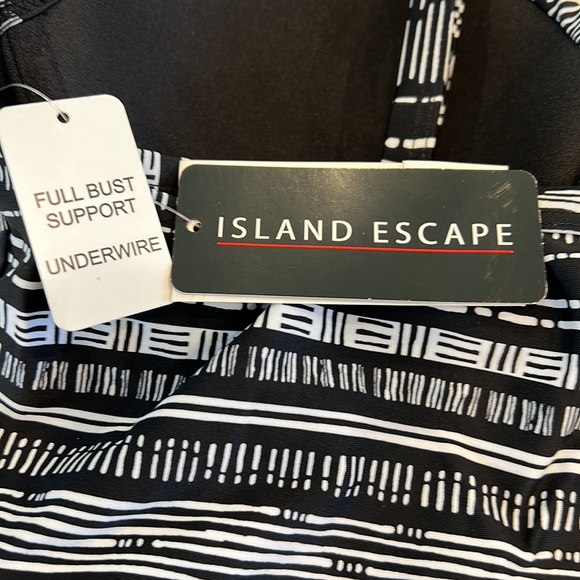 ISLAND ESCAPE - Scorpio Underwire Tankini - Picture 6 of 7
